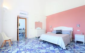 Mary'S Apartments - De Vivo Realty Massa Lubrense