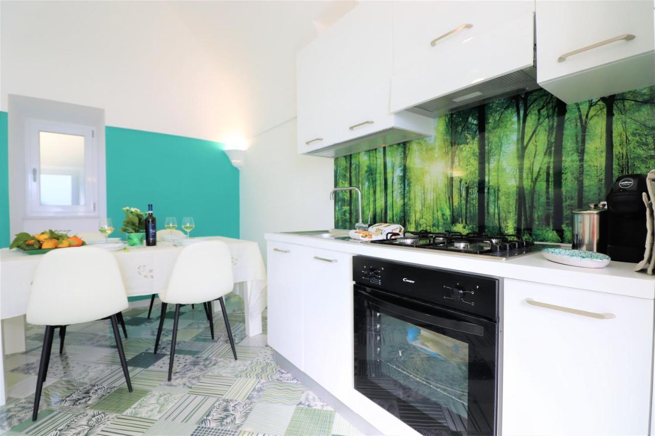 Mary'S Apartments - De Vivo Realty Massa Lubrense Esterno foto